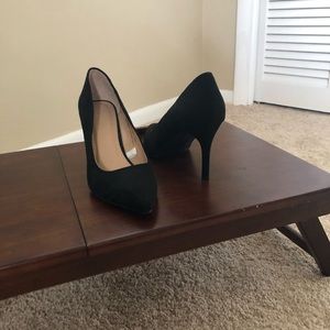 New Day Black Suede Heels size 8